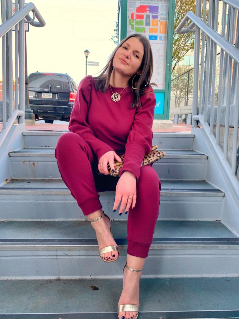 FALL FASHION: 6 WAYS TO STYLE A SWEATSUIT  @julia.marie.b