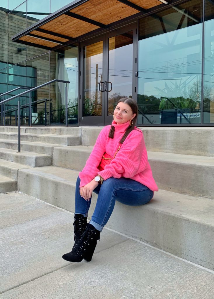 WINTER OUTFIT: NEON PINK SWEATER @julia.marie.b