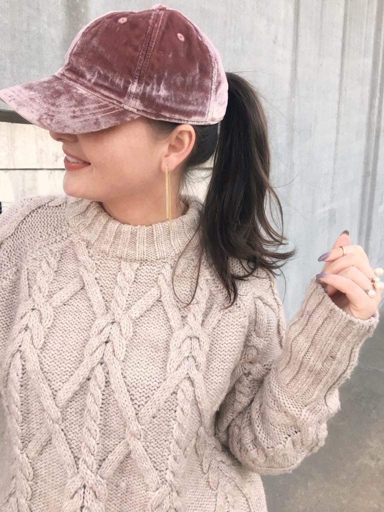 10 WAYS TO WEAR A HAT IN WINTER @julia.marie.b