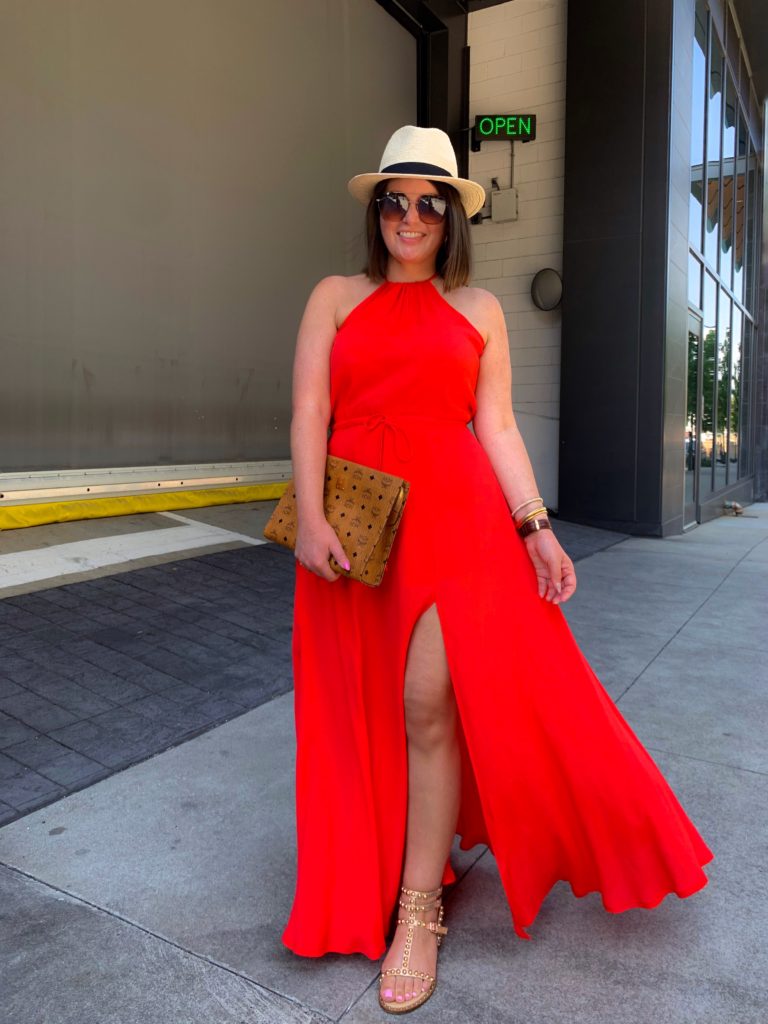 SUMMER OUTFIT: HOW TO STYLE A RED MAXI DRESS. DETAILS HERE: http://www.juliamarieb.com/2019/07/02/summer-outfit:-how-to-style-a-maxi-dress/ @julia.marie.b