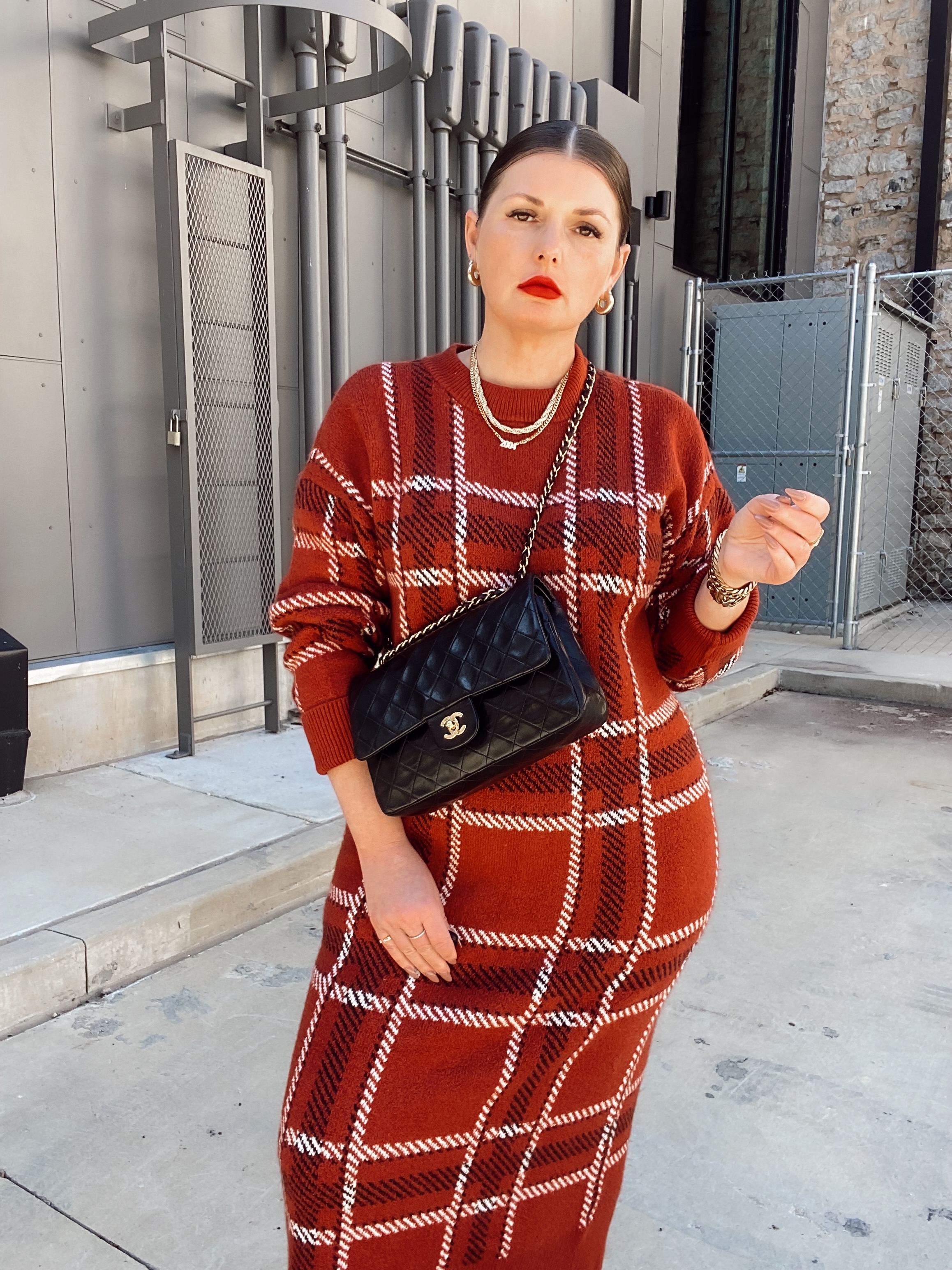 45 HOLIDAY AND FALL OUTFITS http://www.juliamarieb.com/2021/11/14/holiday-styling-series:-week-two-|-thanksgiving-living-room-week/