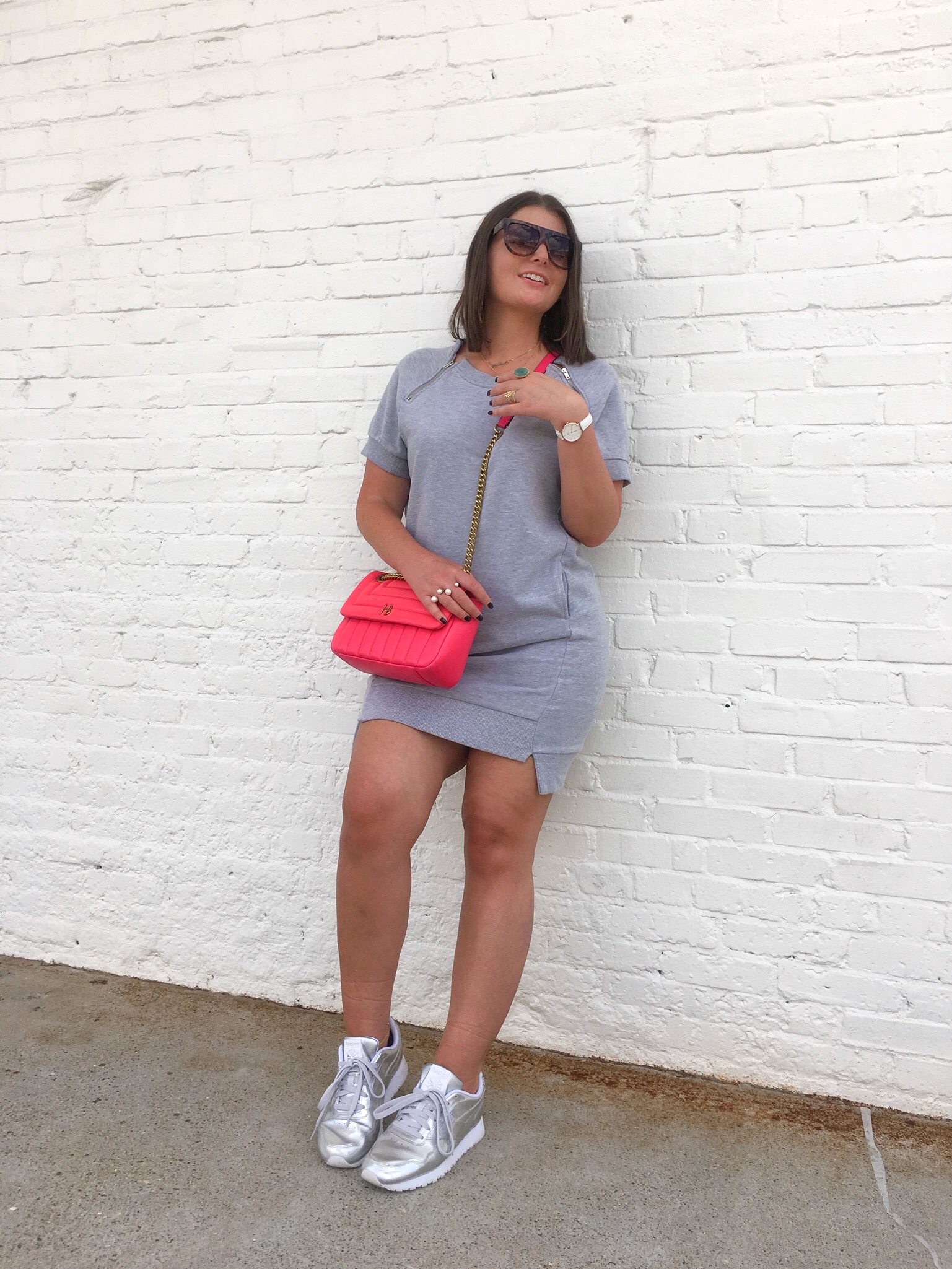 20 WAYS TO WEAR SNEAKERS WITH DRESSES