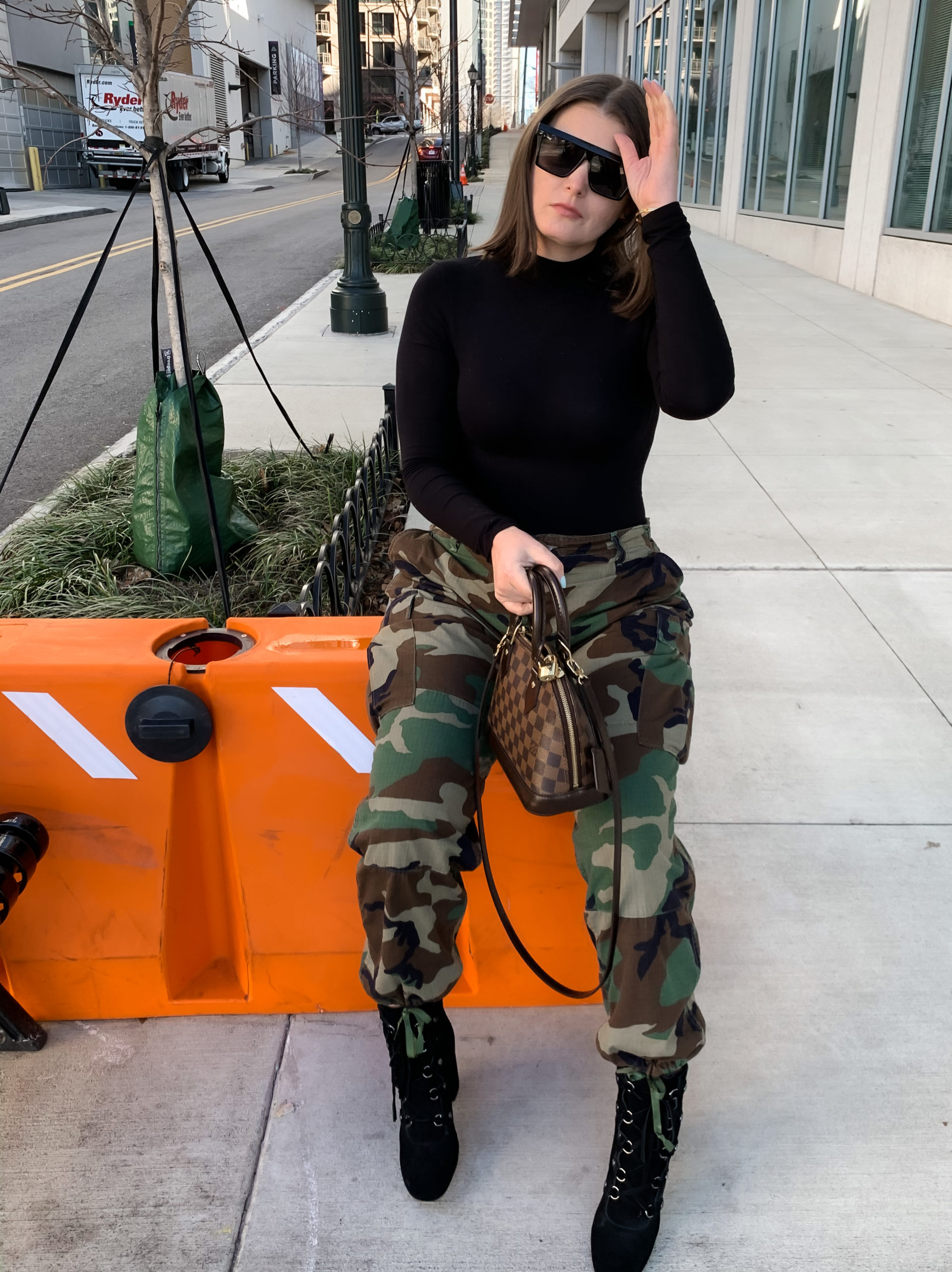 WHEN IN DOUBT, THRIFT IT! | FALL STREET STYLE OUTFIT: MILITARY CAMO PANTS