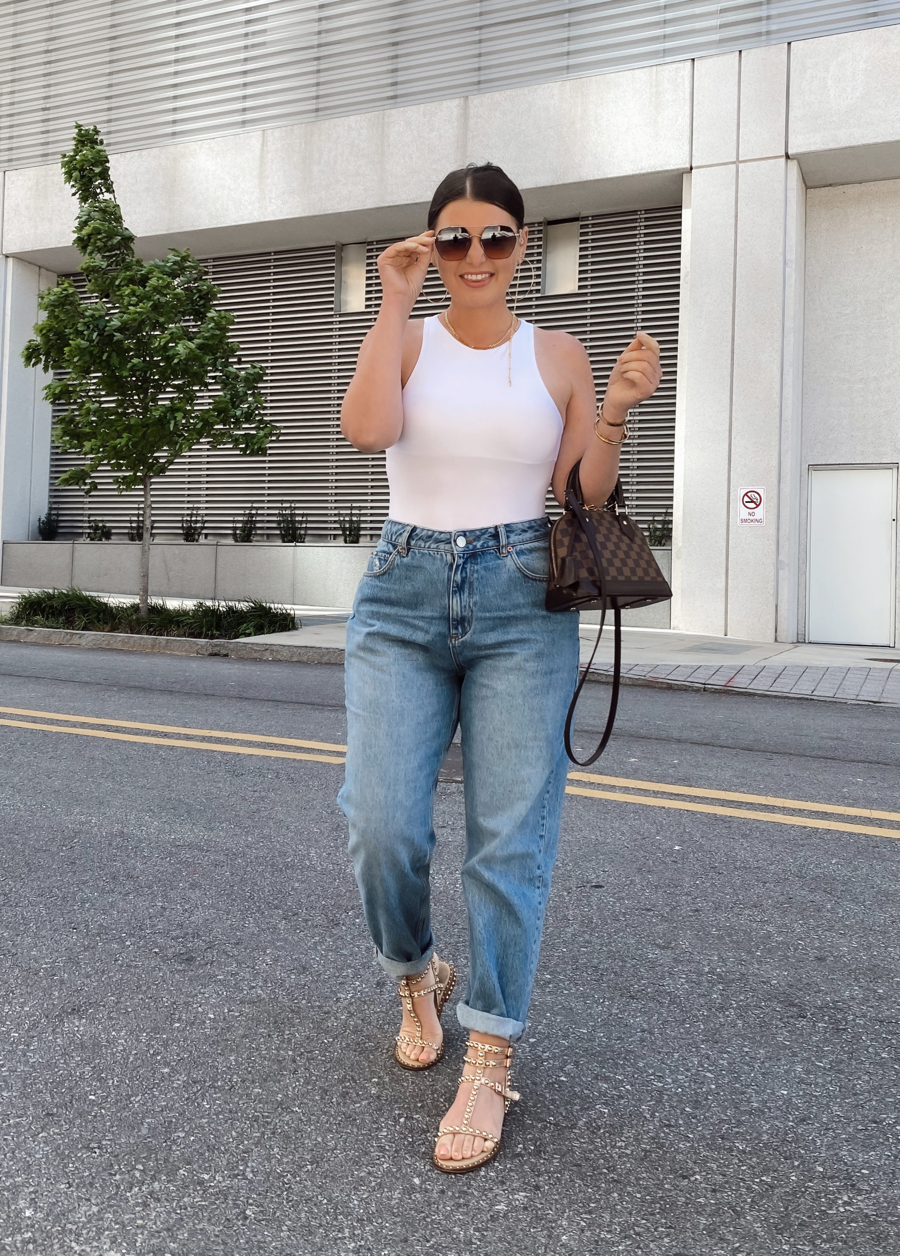 5 WAYS TO WEAR SLOUCHY JEANS | THE RULE OF 5