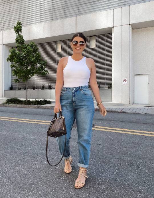 5 WAYS TO WEAR SLOUCHY JEANS | THE RULE OF 5