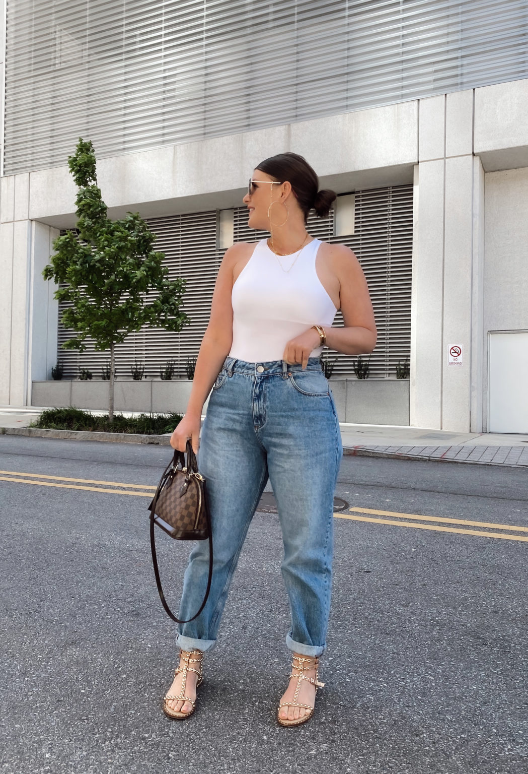 5 WAYS TO WEAR SLOUCHY JEANS | THE RULE OF 5